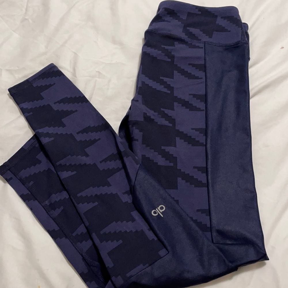 Alo Yoga leggings size Small